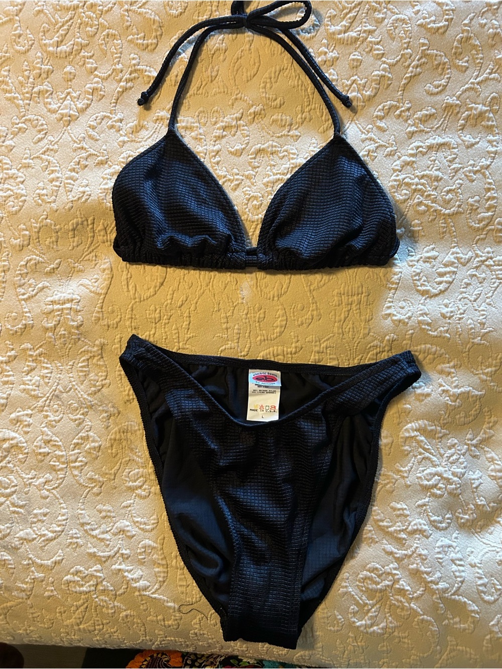 Little black bikini  Electric beach by Jantzen
